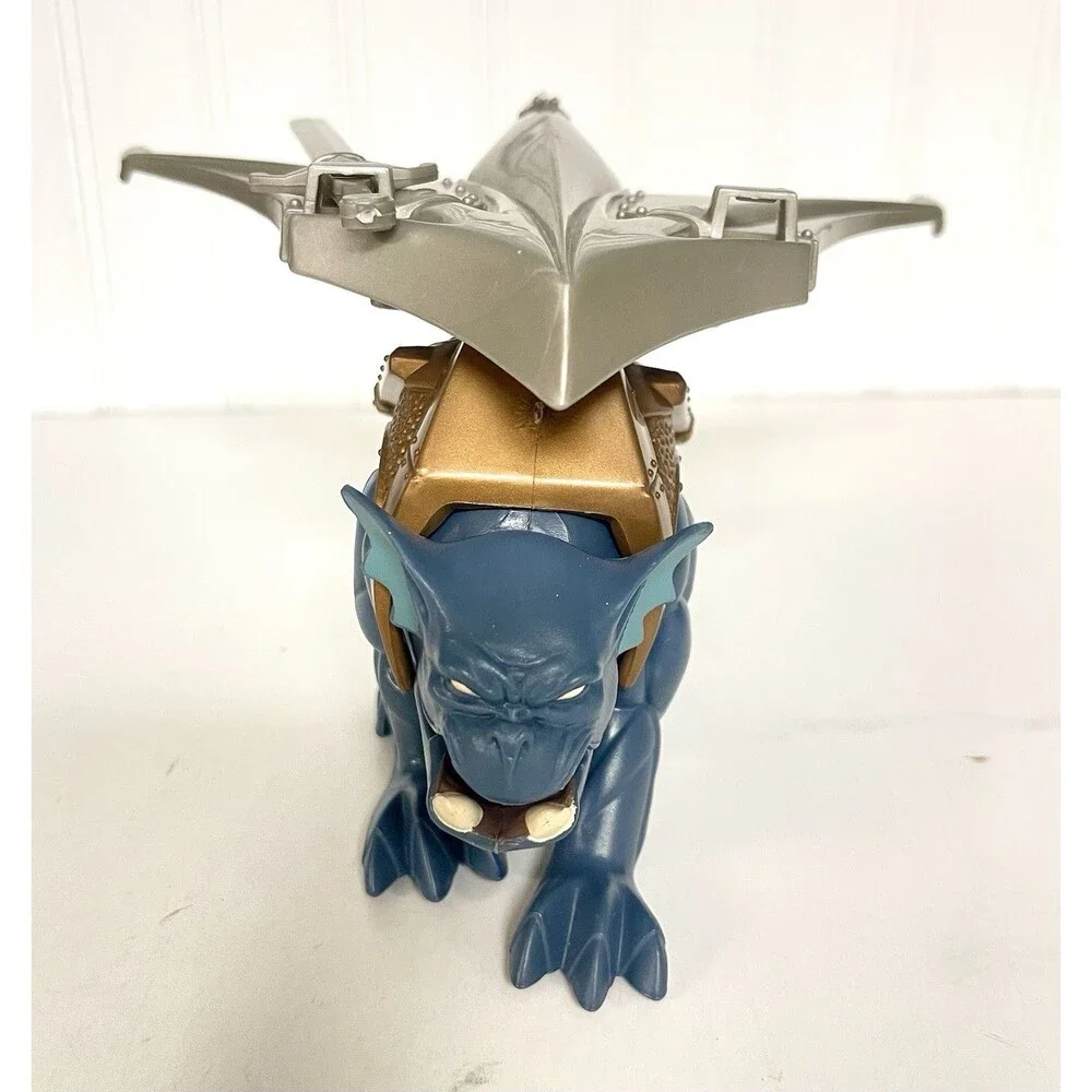 Vintage Complete Disney Gargoyles Bronx w/ Glider Wings & Sword 1995 Kenner